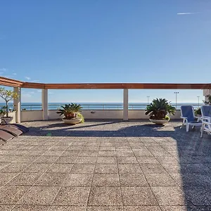 https://vistas-al-mar-gran-terraza.catalonia-hotels.com