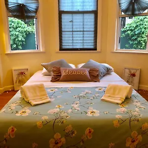  Apartment “beautiful Space” 10 Mtos Airport Jfk The USA