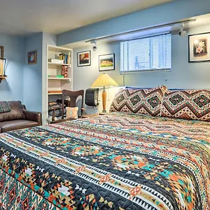 Charming Getaway About 3 Mi To Downtown! United States
